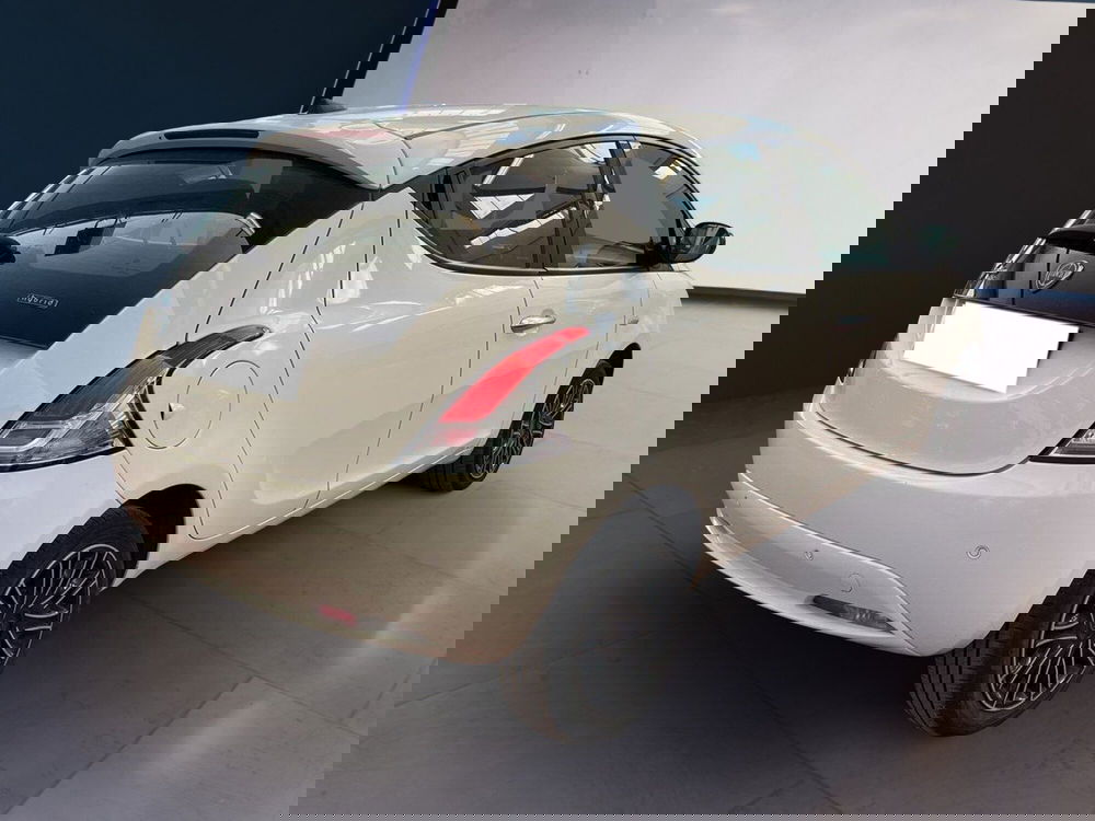 Lancia Ypsilon usata a Torino (4)