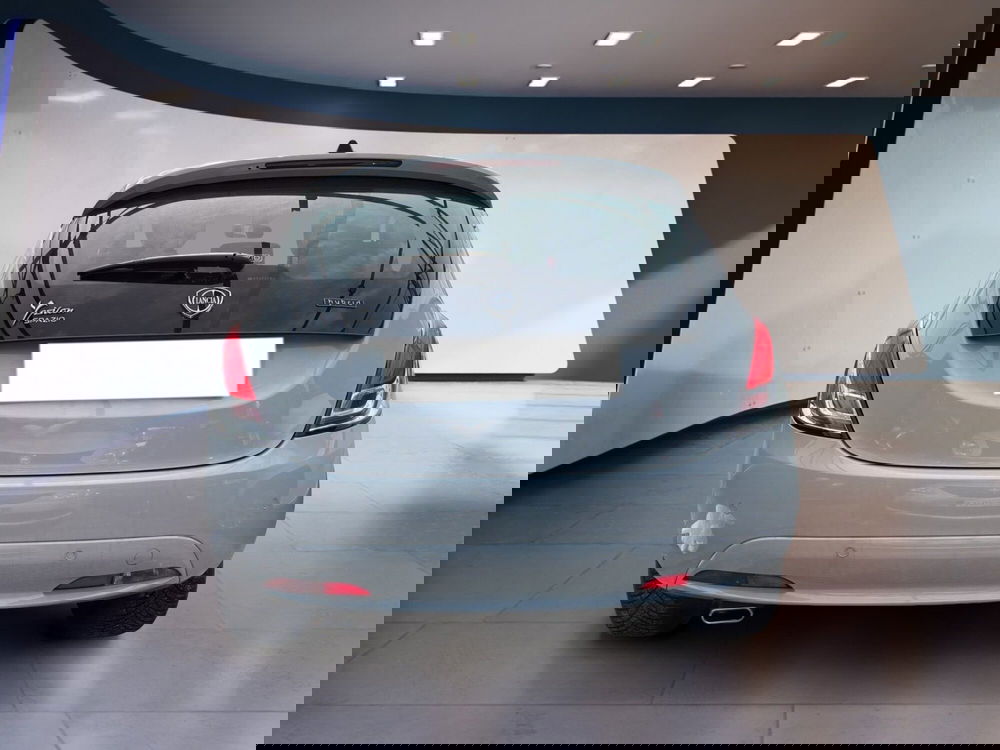 Lancia Ypsilon usata a Torino (4)