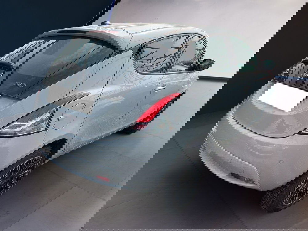 Lancia Ypsilon usata a Torino (6)