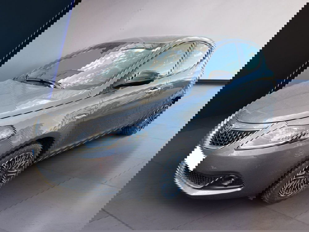 Lancia Ypsilon usata a Torino (2)