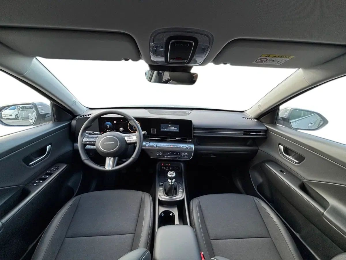 Hyundai Kona nuova a Pistoia (10)