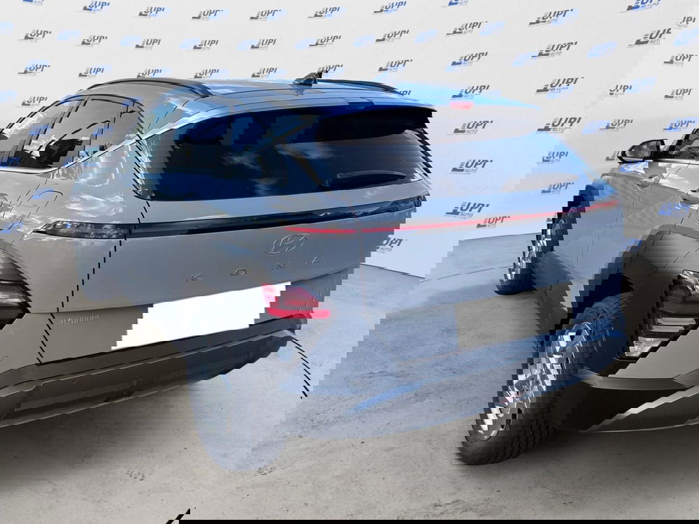 Hyundai Kona nuova a Pistoia (3)