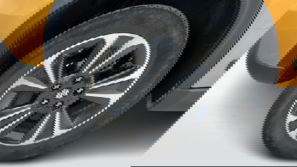 Suzuki Vitara usata a Viterbo (11)