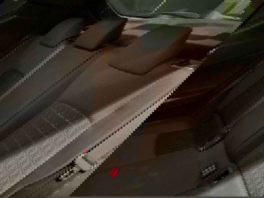 Toyota Toyota C-HR usata a Macerata (13)