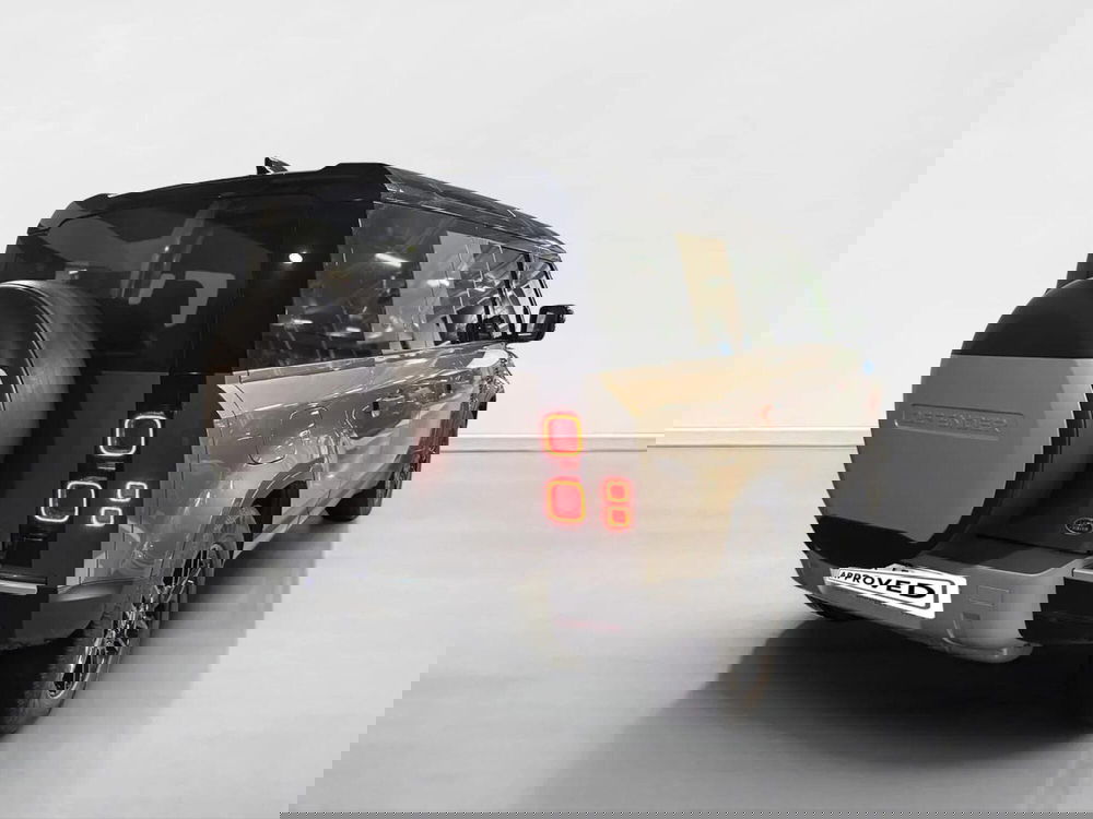 Land Rover Defender usata a Siena (2)