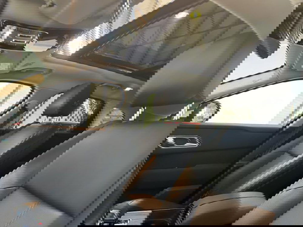 Land Rover Range Rover Velar usata a Venezia (12)