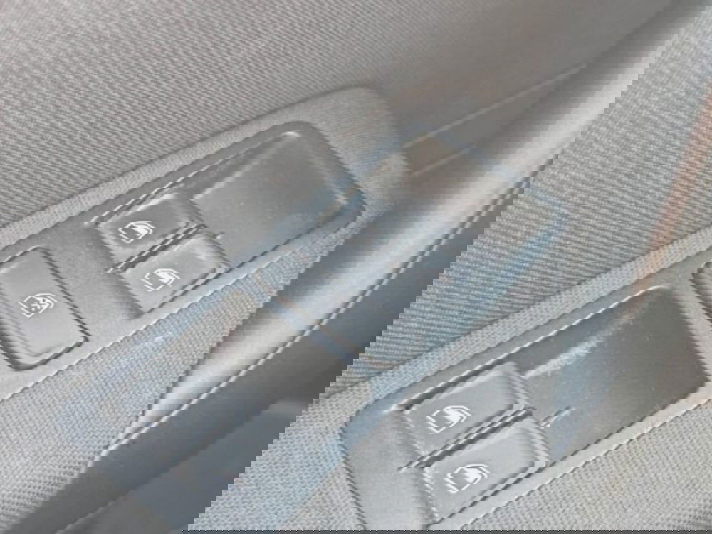 Volkswagen Polo nuova a Potenza (20)