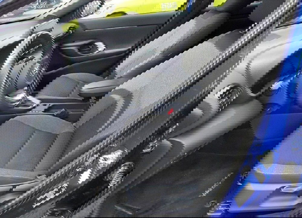 Toyota Yaris Cross usata a Cosenza (11)