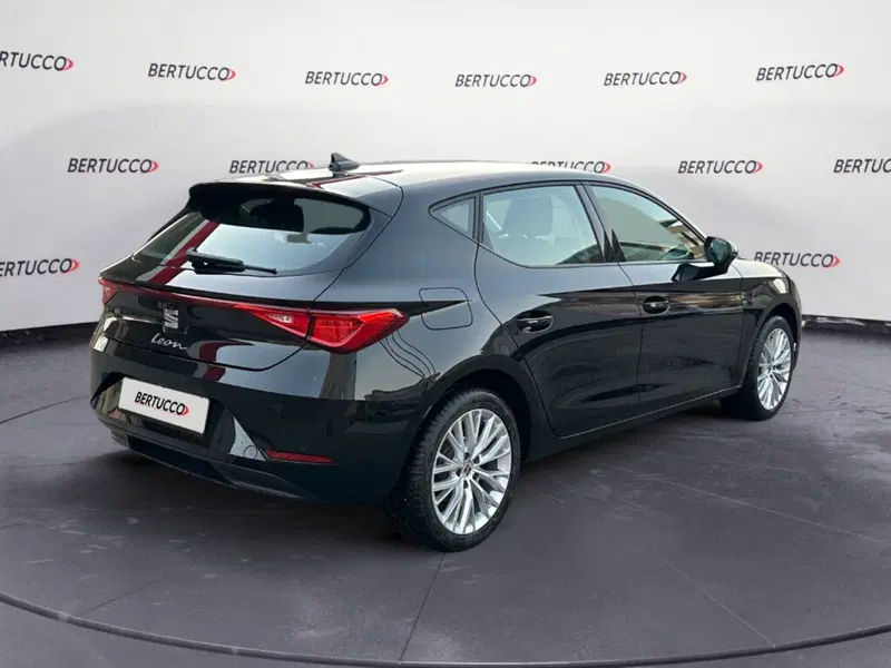 SEAT Leon ST nuova a Verona (6)