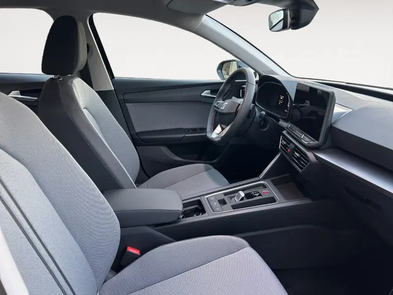 SEAT Leon ST nuova a Verona (8)