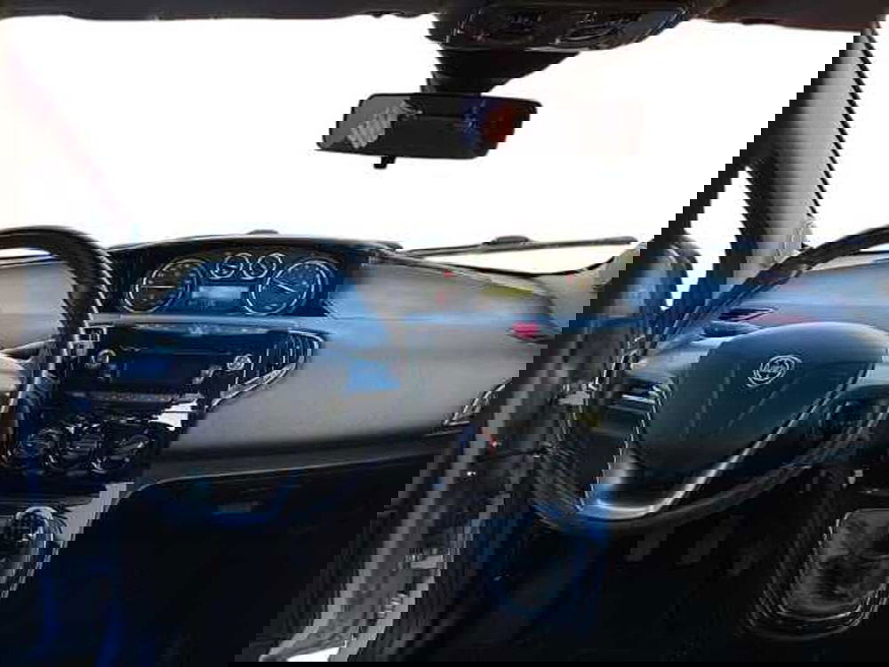 Lancia Ypsilon usata a Siena (15)