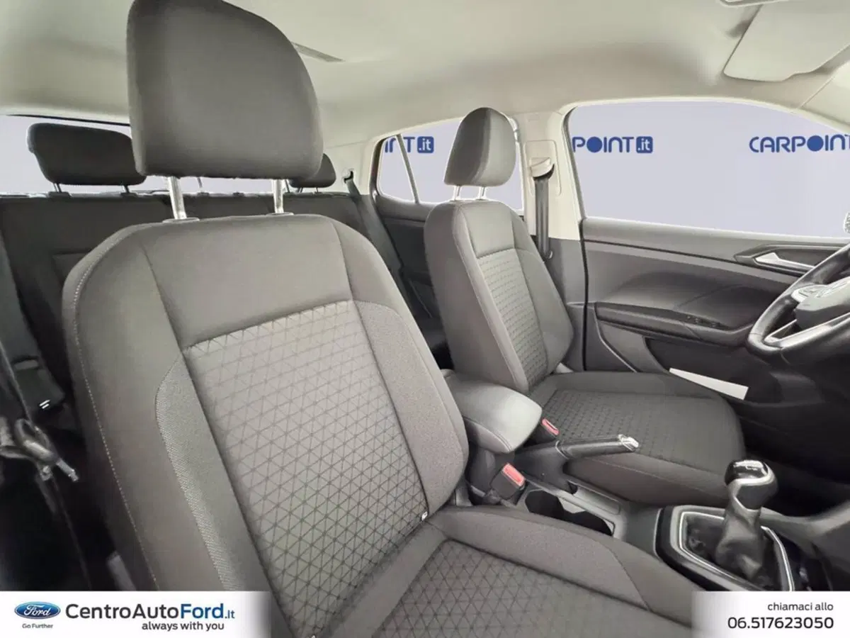 Volkswagen T-Cross usata a Roma (7)