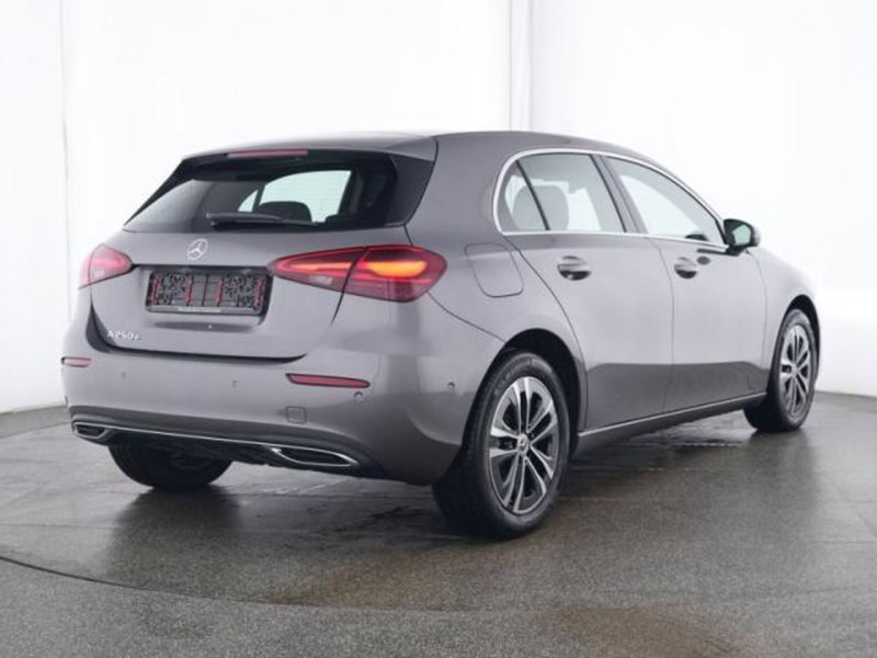 Mercedes-Benz Classe A usata a Milano (2)