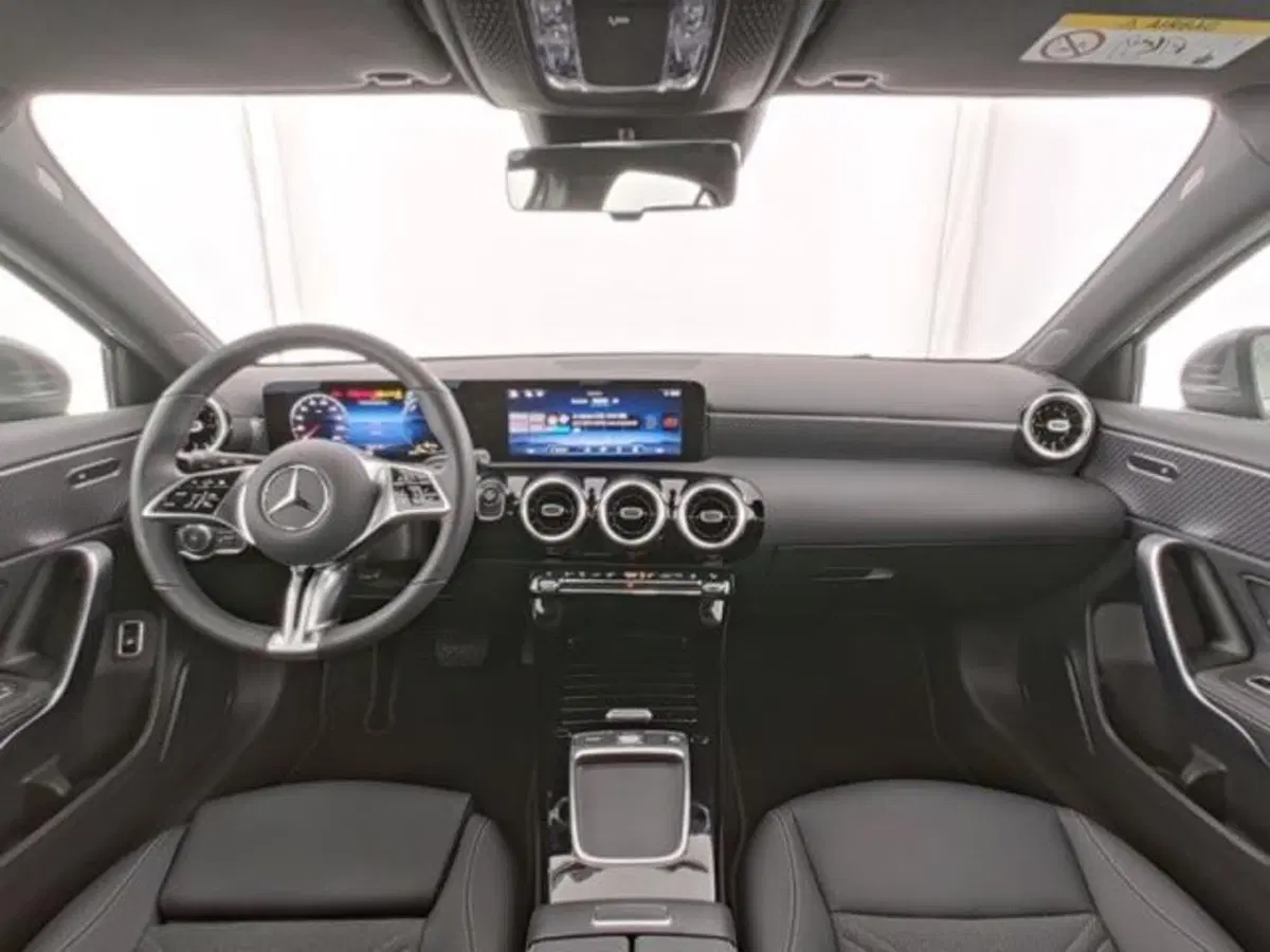 Mercedes-Benz Classe A usata a Milano (7)