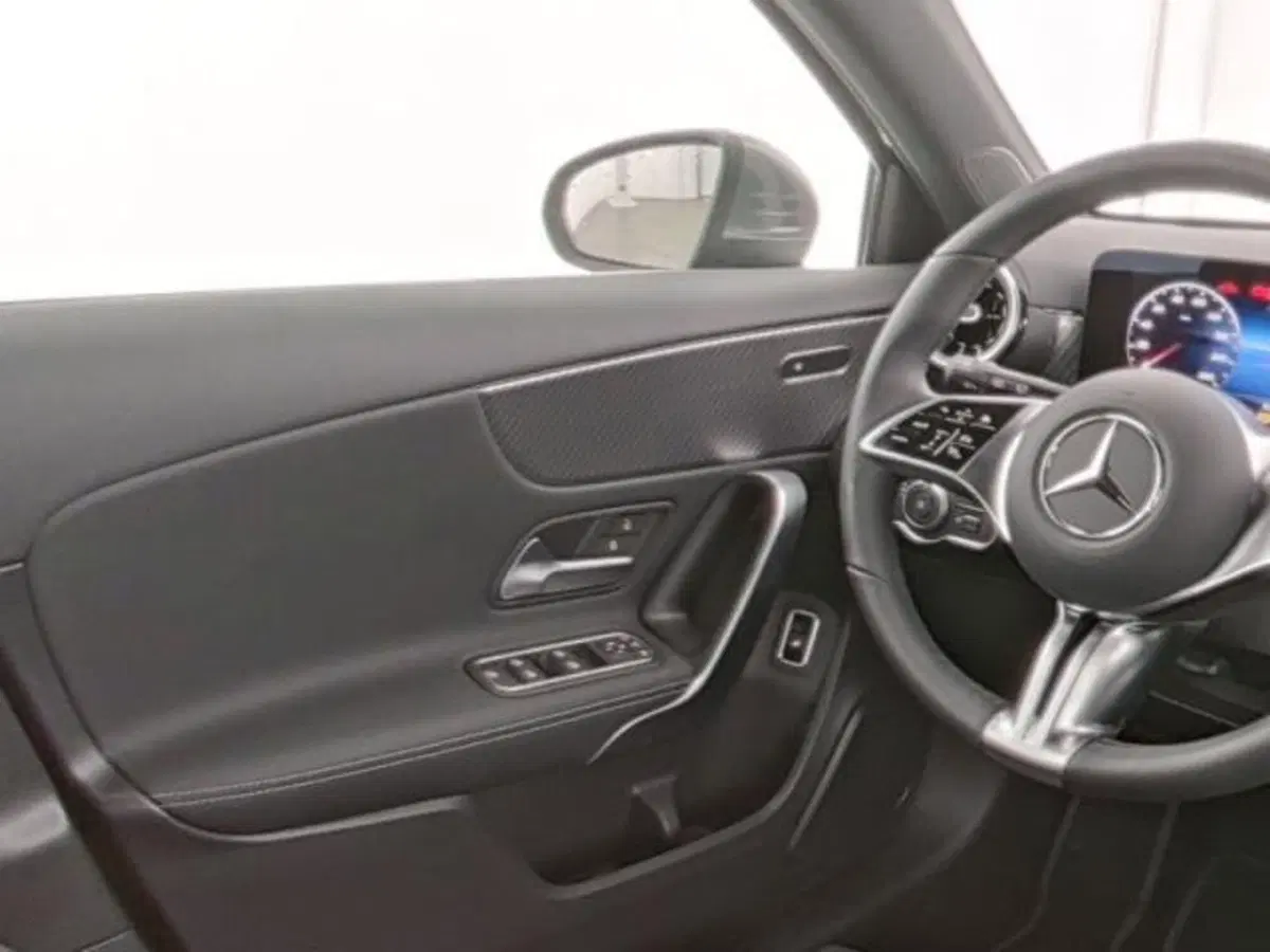 Mercedes-Benz Classe A usata a Milano (6)