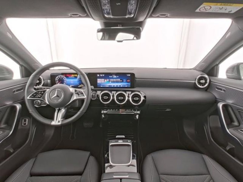 Mercedes-Benz Classe A usata a Milano (7)