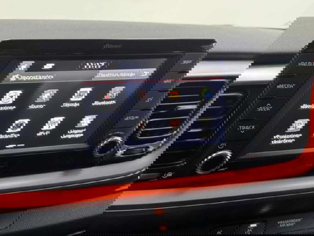 Kia Stonic usata a Como (13)