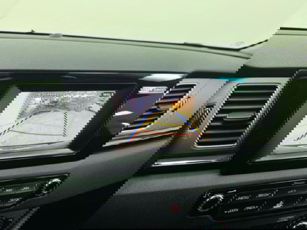 Kia Niro usata a Como (17)