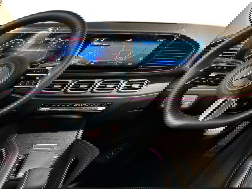 Mercedes-Benz GLS SUV nuova a Bologna (14)