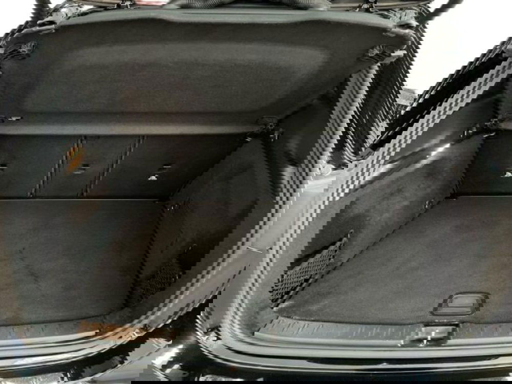 Mercedes-Benz GLA SUV usata a Verona (13)