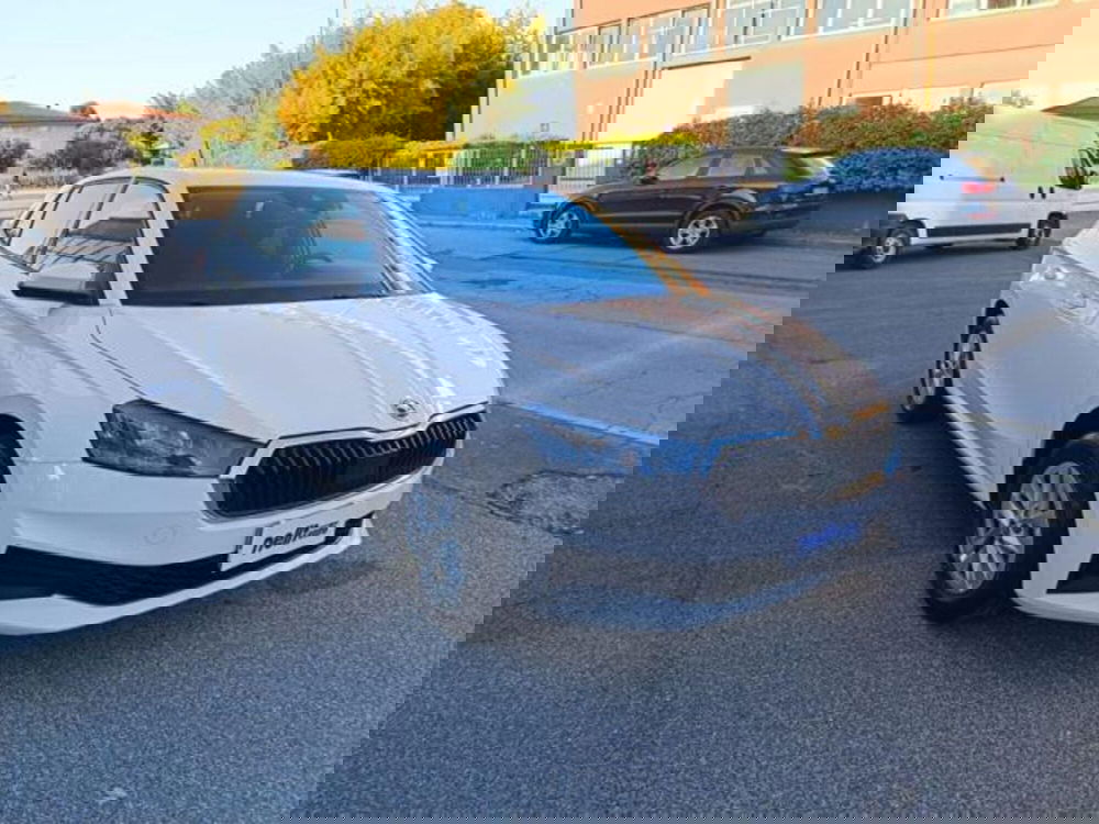 Skoda Fabia usata a Pisa (9)