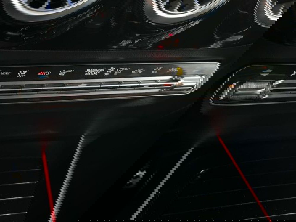 Mercedes-Benz GLA SUV usata a Verona (14)