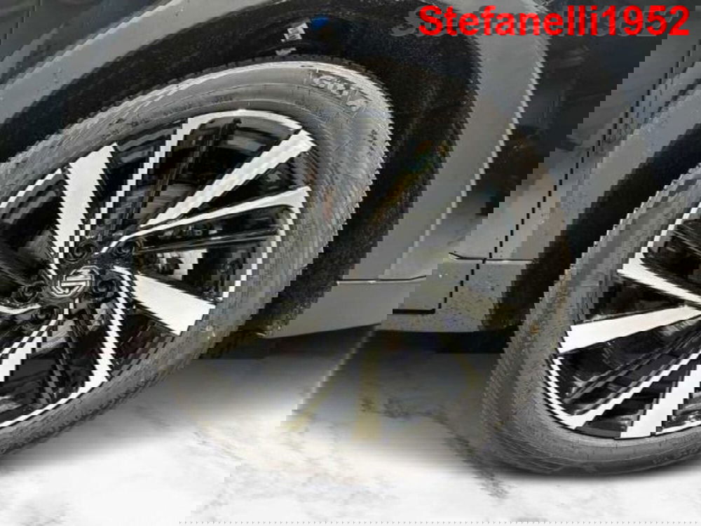 Mg ZS EV nuova a Bologna (8)