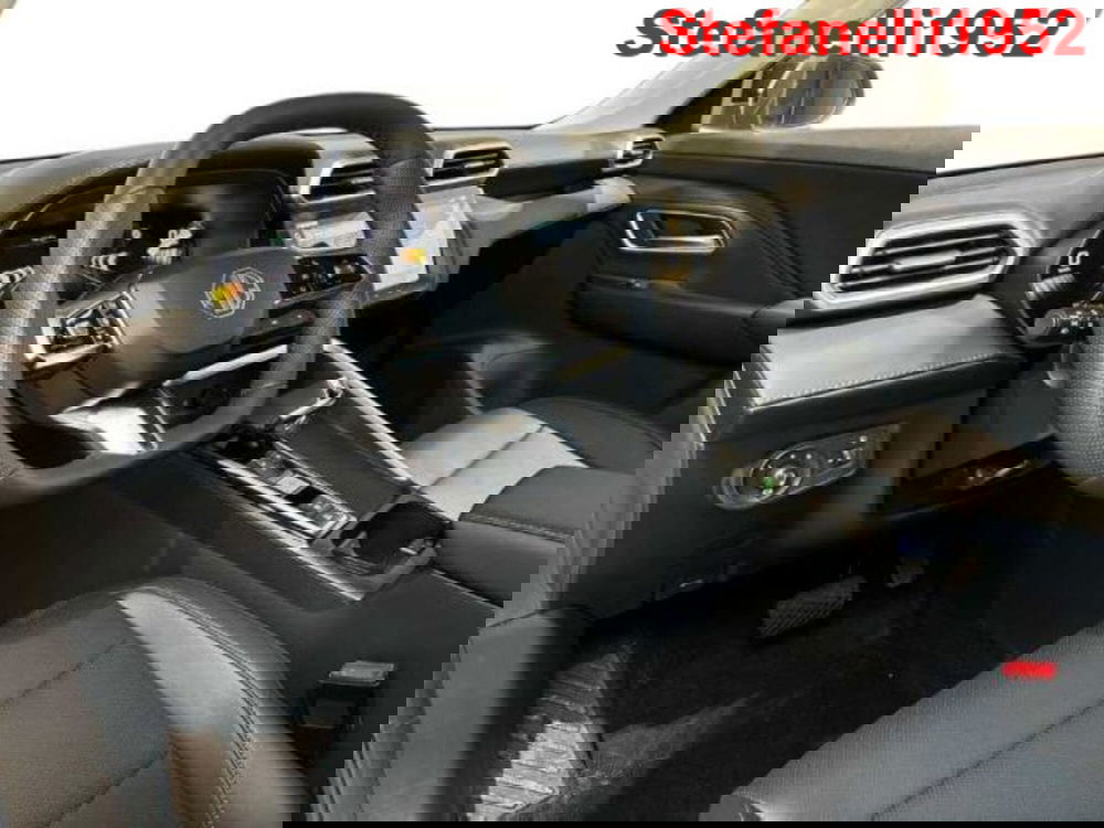 Mg ZS EV nuova a Bologna (11)