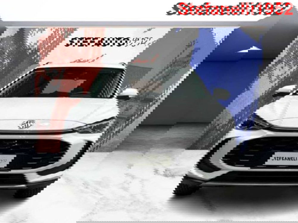 Mg ZS EV nuova a Bologna (4)