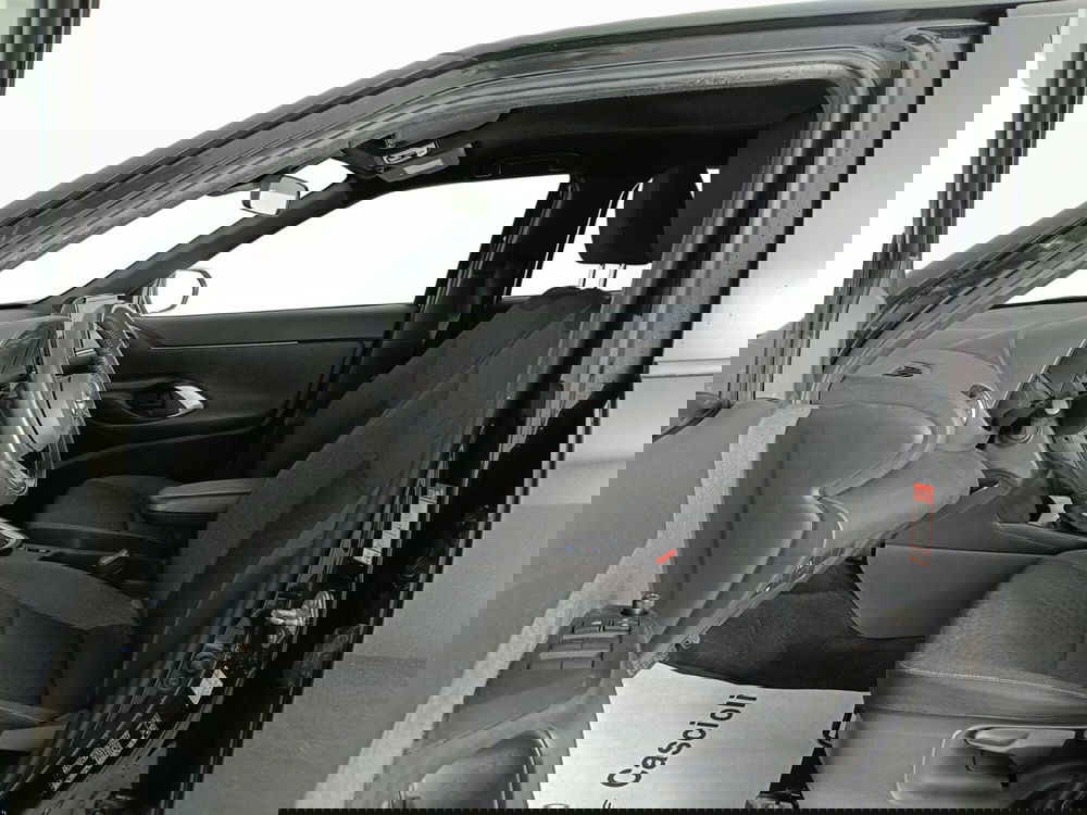 Toyota Yaris Cross usata a Ascoli Piceno (8)