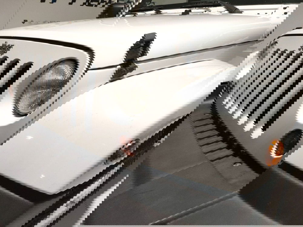 Jeep Wrangler usata a L'Aquila (9)