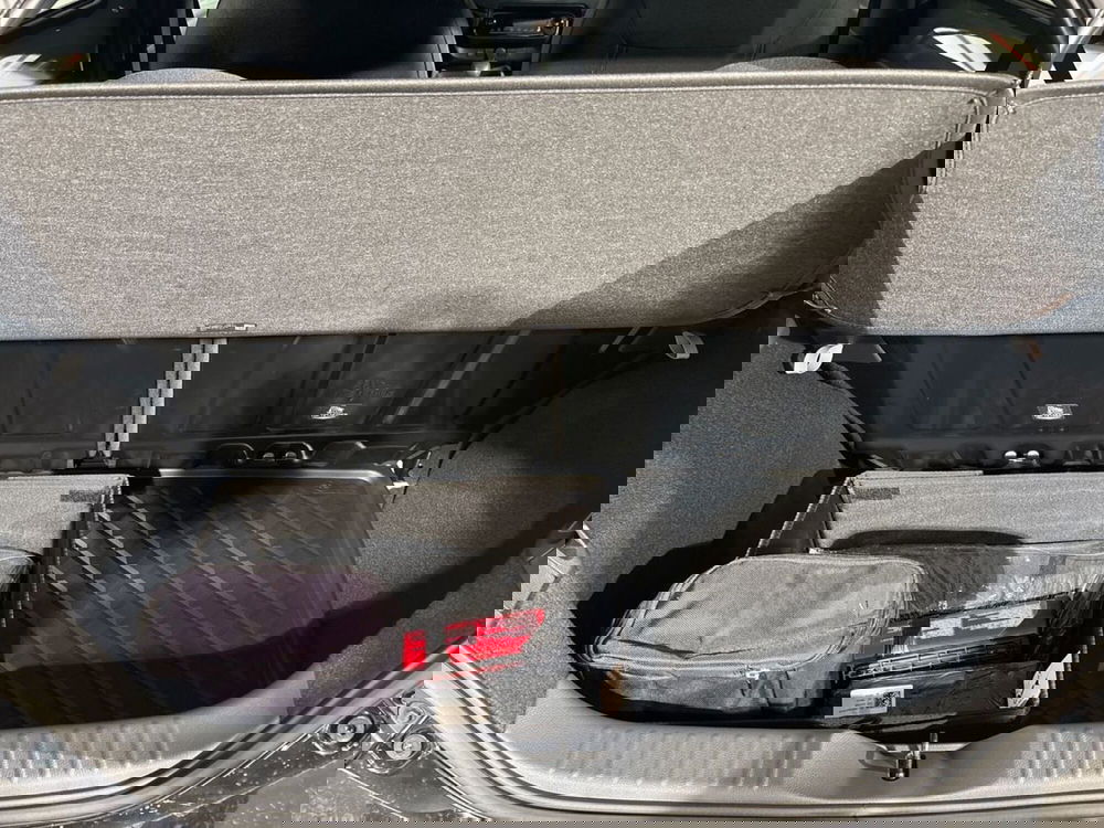 Toyota Aygo X nuova a Sondrio (12)