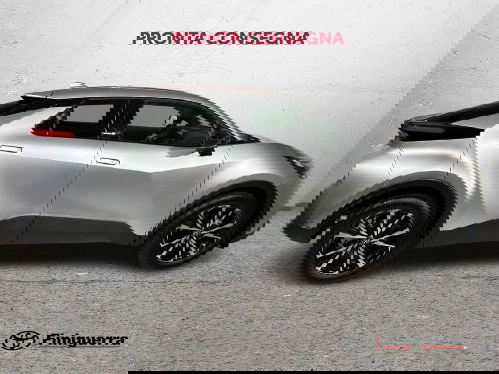 Toyota Toyota C-HR nuova a Lecco (5)