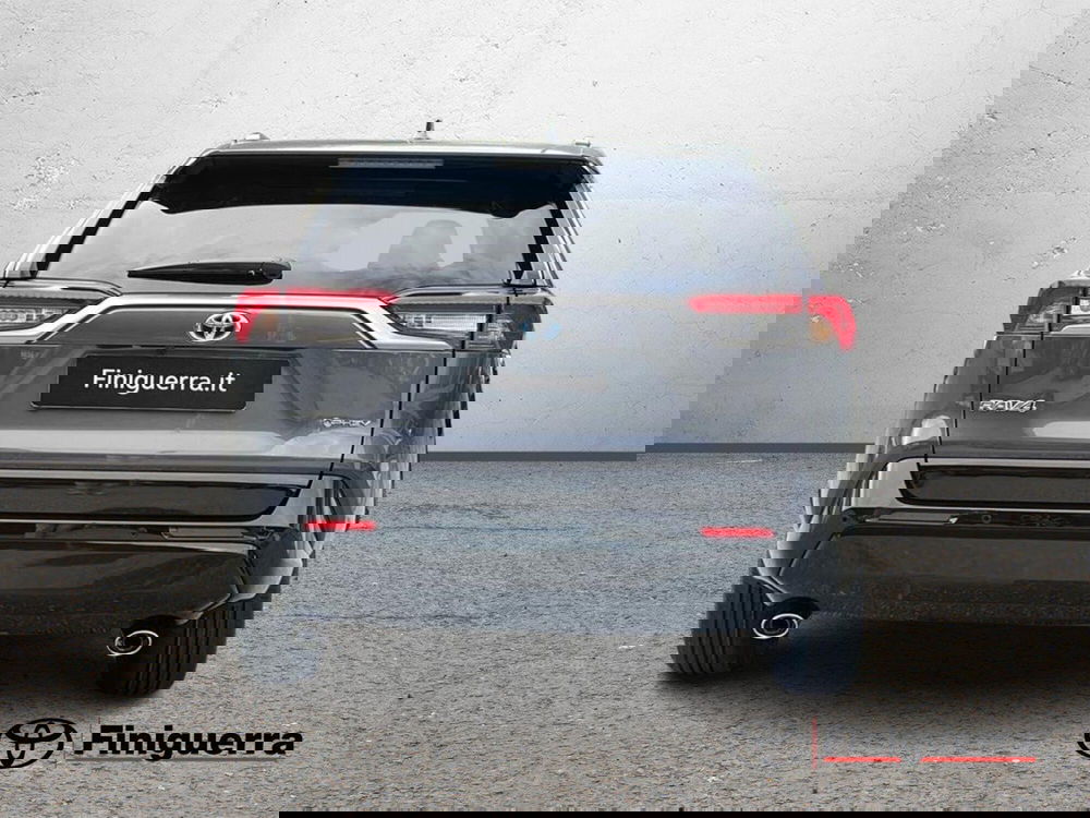 Toyota Rav4 nuova a Lecco (3)