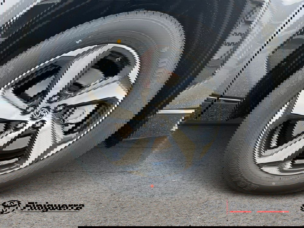 Toyota Rav4 nuova a Lecco (7)