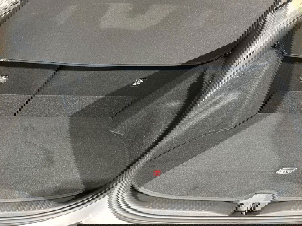 Toyota GR Yaris nuova a Lecco (12)