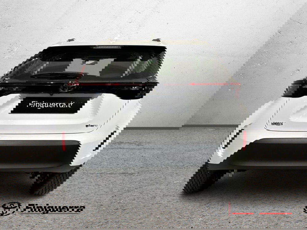 Toyota Yaris Cross nuova a Lecco (3)