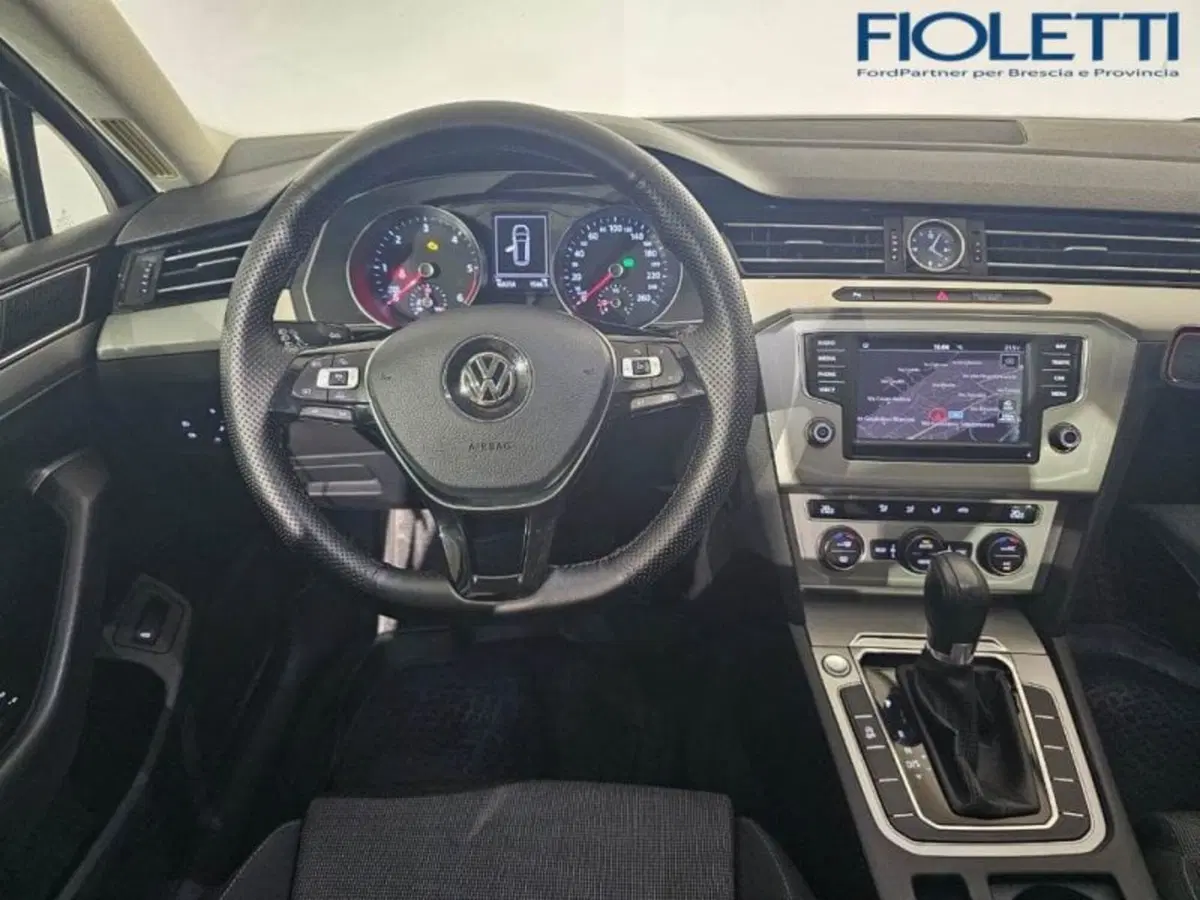 Volkswagen Passat Variant usata a Brescia (7)