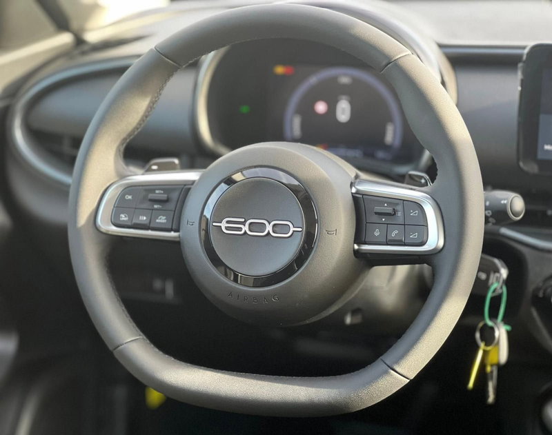 Fiat 600 nuova a Matera (18)