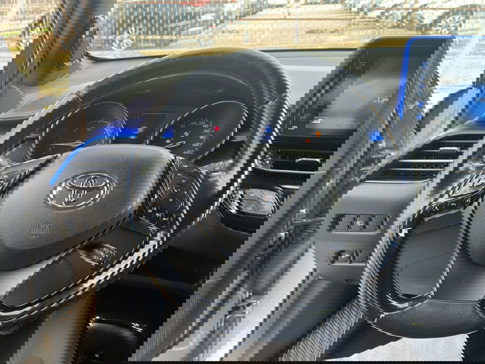 Toyota Toyota C-HR usata a Ragusa (11)