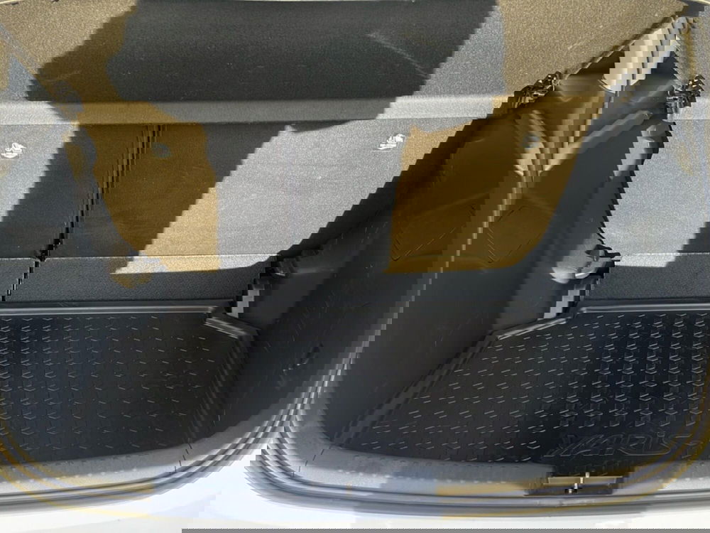 Toyota Yaris usata a Ragusa (7)