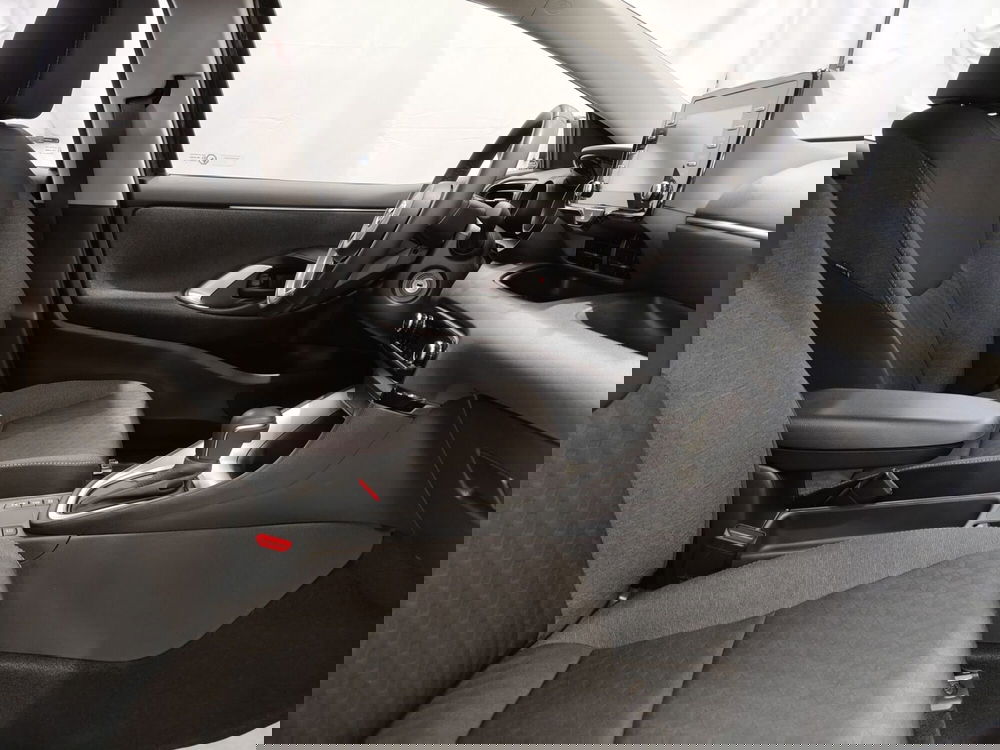 Toyota Yaris usata a Roma (6)