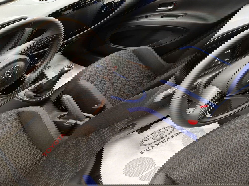 Toyota Aygo X nuova a Roma (11)