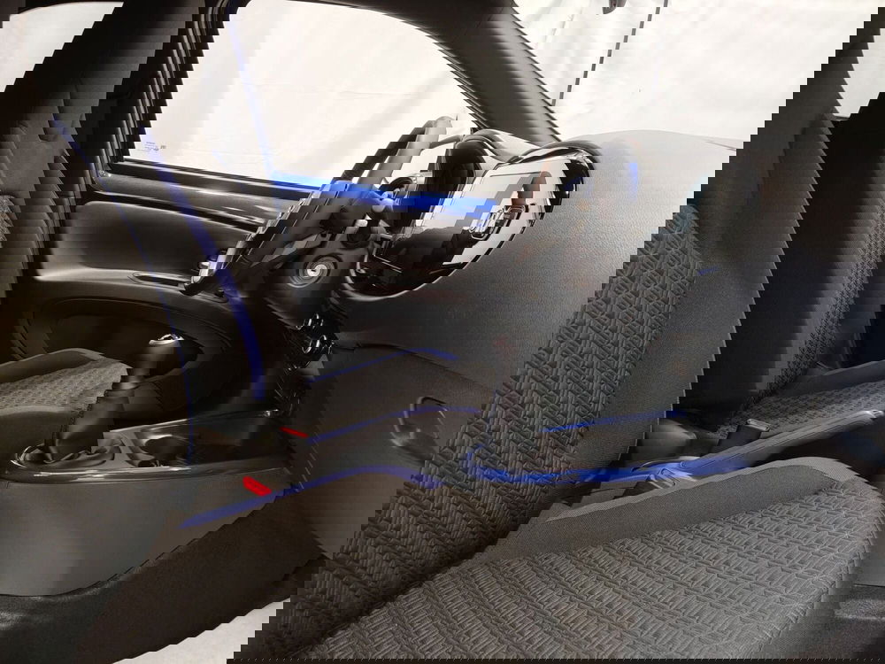 Toyota Aygo X nuova a Roma (5)