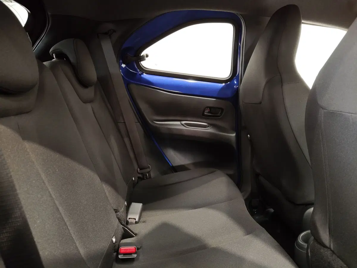 Toyota Aygo X nuova a Roma (7)
