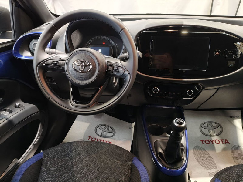 Toyota Aygo X nuova a Roma (9)