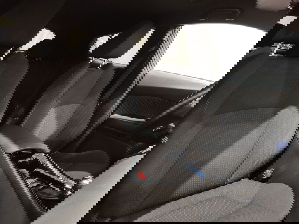 Toyota Toyota C-HR usata a Roma (7)