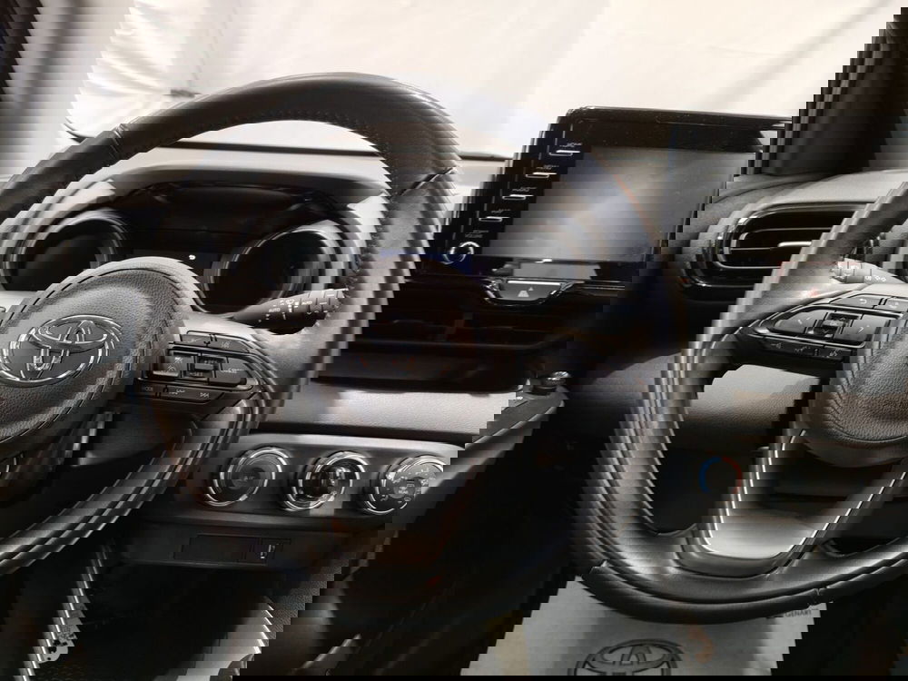 Toyota Yaris usata a Roma (11)