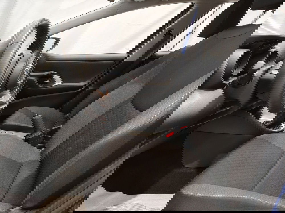 Toyota Yaris usata a Roma (14)