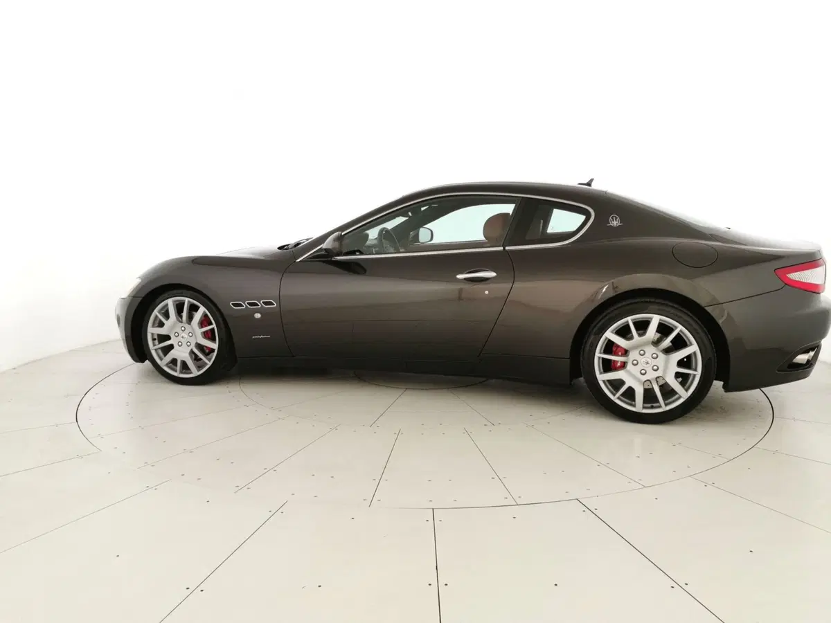 Maserati Granturismo usata a Chieti (2)